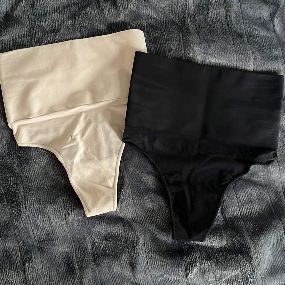 NWOT SKIMS TUMMY SLIMMING UNDERWEAR L/XL